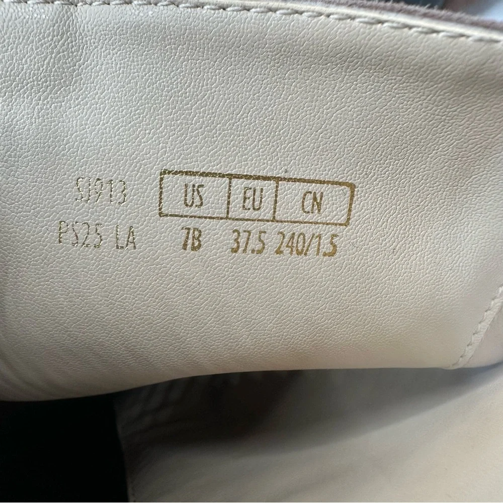 Stuart Weitzman stretchy back